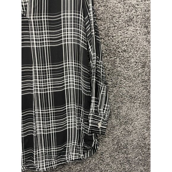 St John's Bay Popover Shirt Women Large Black White Windowpane Check Side Button - Picture 8 of 16